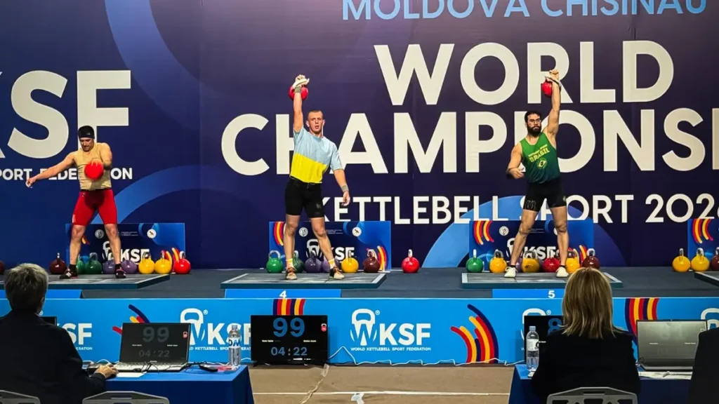 Хмельницький рятувальник став чемпіоном світу з гирьового спорту
