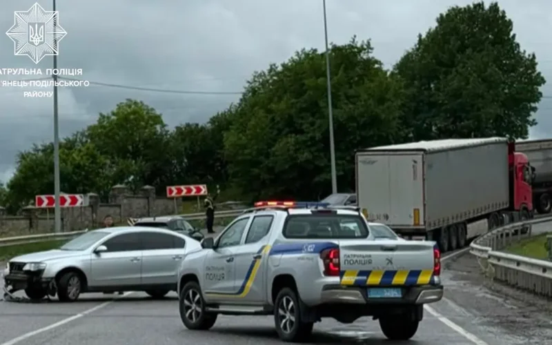 ДТП на автодорозі Н-03: як аварія вплинула на рух у Кам'янець-Подільському районі