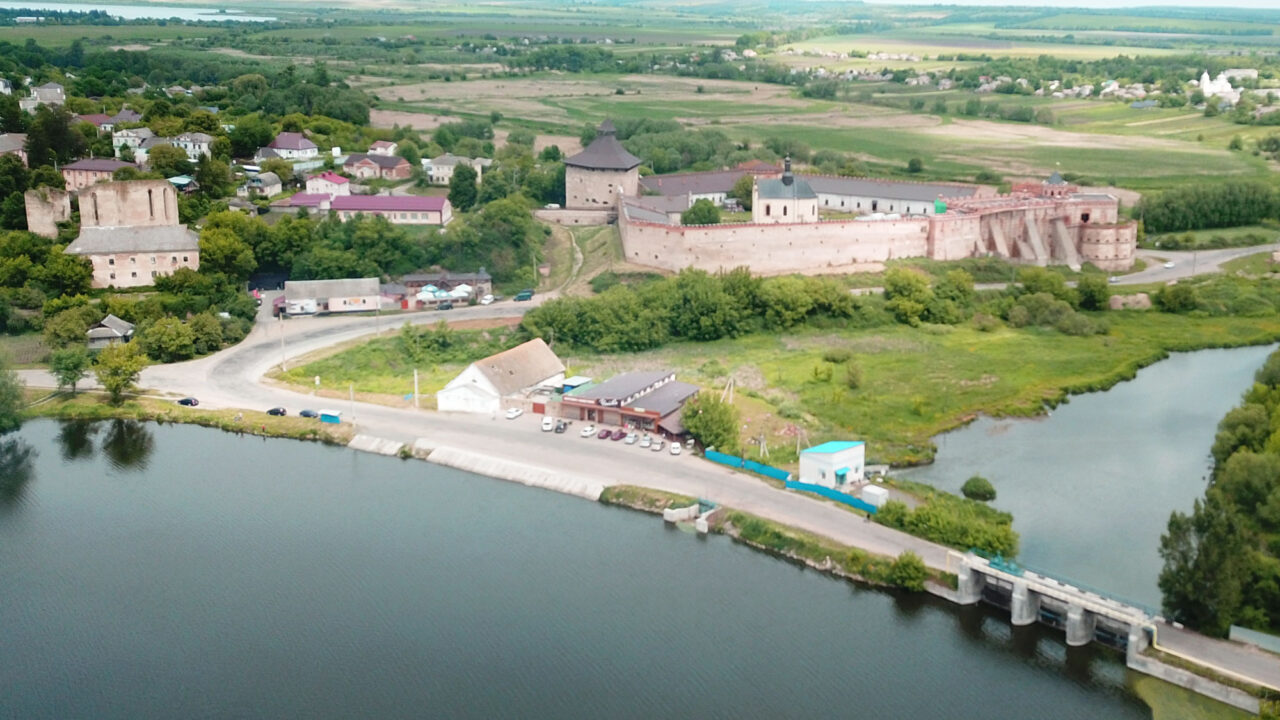 Хмельницький у глобальному конкурсі: Меджибіж та Китайгород боротимуться за титул найкращого туристичного села ООН