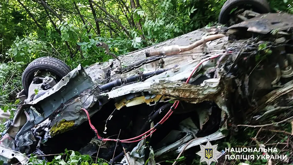 Трагедія на дорогах Хмельниччини: двоє загинули в аварії